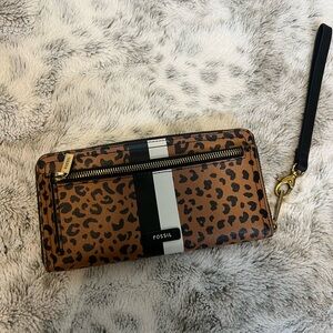 Fossil Brown and Black Leopard Print Wristlet